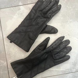 Vintage Prestige Black Genuine Leather Gloves with Stripe Detail